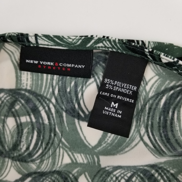 New York & Co short sleeve gathered jersey top M - Picture 3 of 7